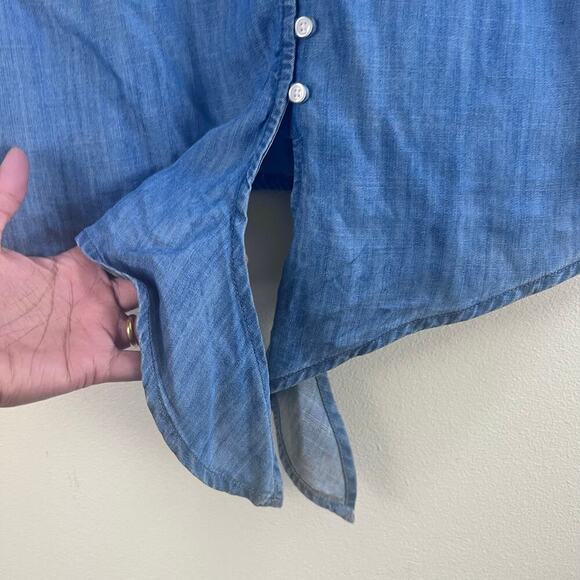 Talbots Women's V-Neck Cap Sleeve Denim Casual Button Up Shirt Blue Size Small - Picture 8 of 8